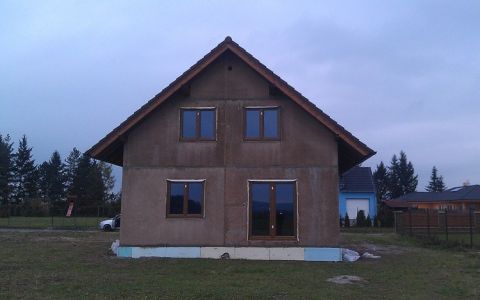Dům k dokončení - paní Urbánková a paní Pelikánová